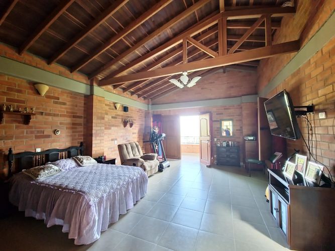 Finca en Arriendo en La calda, Barbosa - Miniatura 5