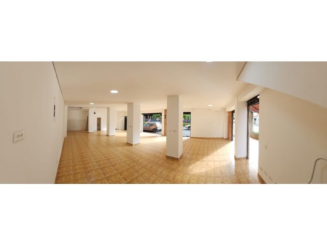 Local en  Arriendo en Santa lucia, Medellín - Imagen 1