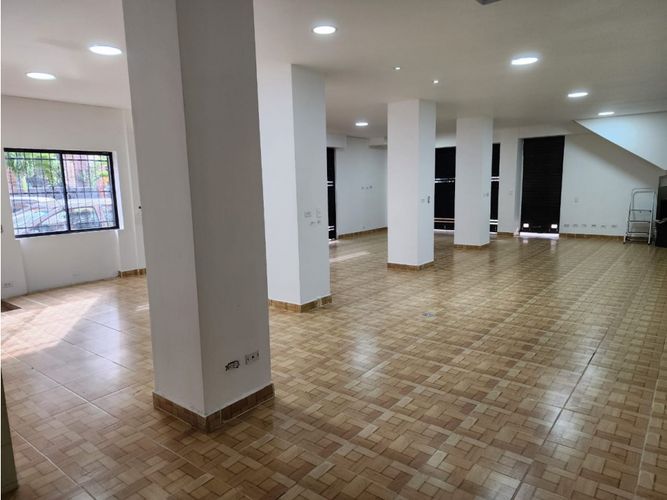 Local en  Arriendo en Santa lucia, Medellín - Miniatura 14