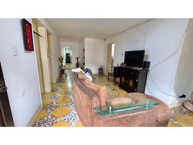 Edificio en venta en Itaguí - Miniatura 4