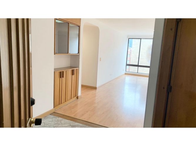 Apartamento en Venta en Usaquen, Bogotá - Miniatura 3
