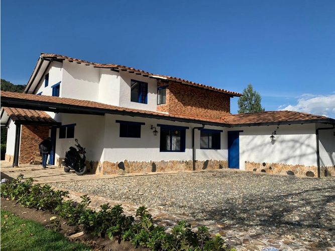 Finca en  Venta en El Retiro - Miniatura 3