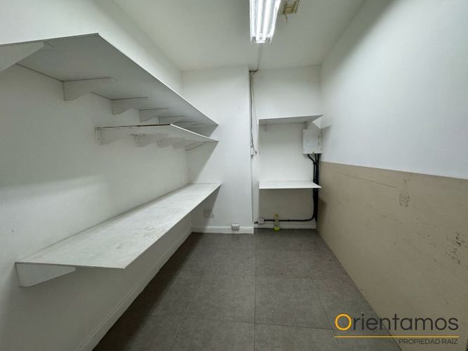 Local en  Arriendo en Loma del Escobero, Envigado - Miniatura 5