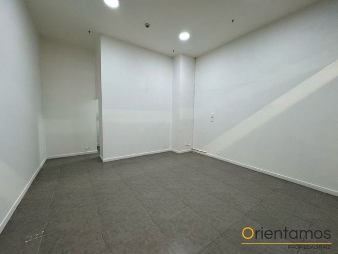 Local en  Arriendo en Loma del Escobero, Envigado - Miniatura 7