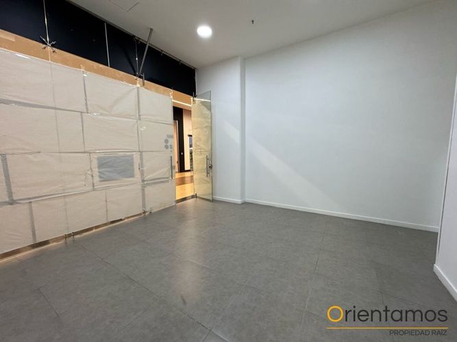 Local en  Arriendo en Loma del Escobero, Envigado - Miniatura 8