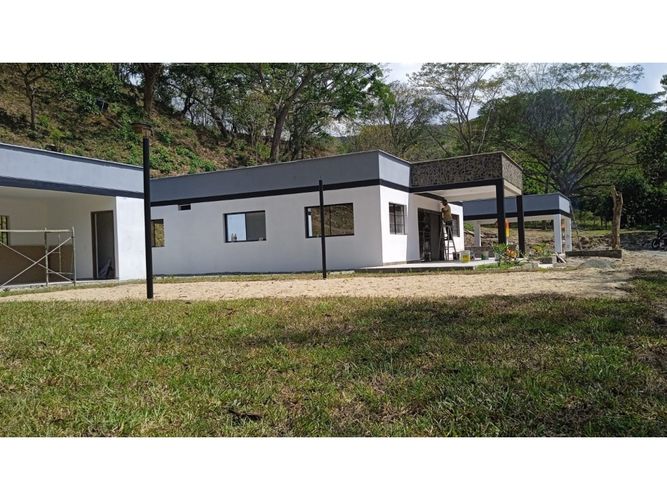 Finca en  Venta en Sopetran - Miniatura 3
