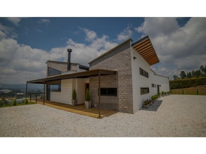 Finca en  Venta en Guarne - Miniatura 4