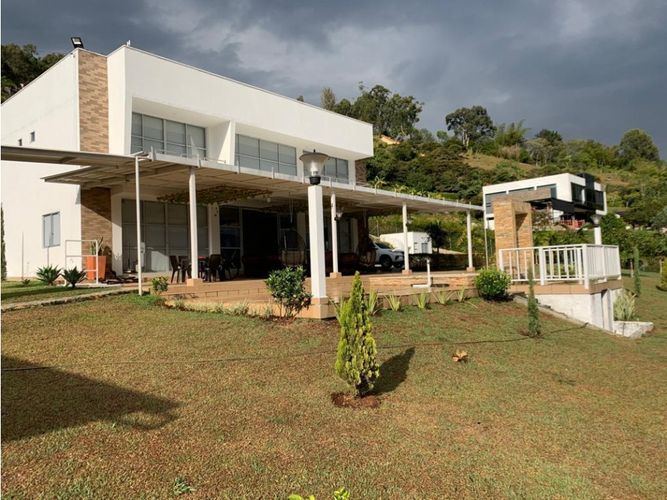 Finca en  Venta en Copacabana - Imagen 1