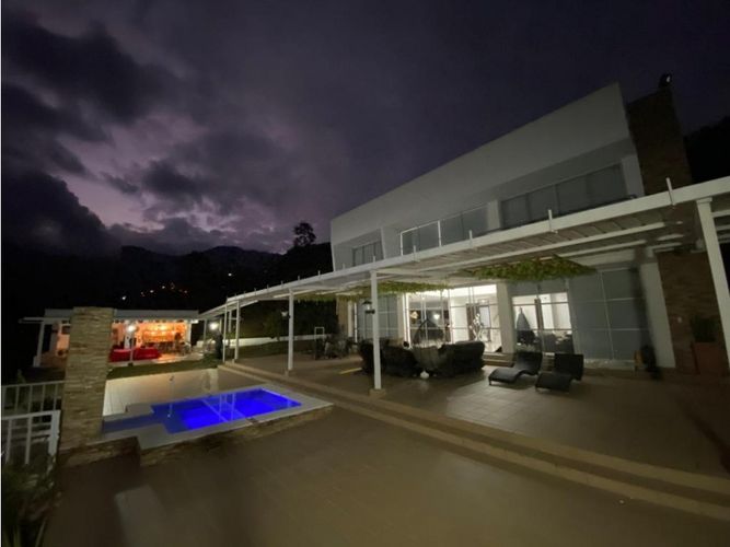 Finca en  Venta en Copacabana - Miniatura 2