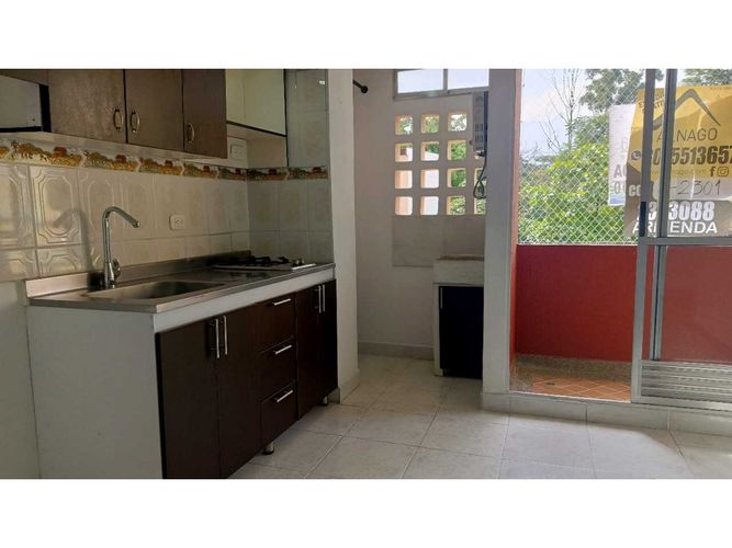 Apartaestudio en Arriendo en Boston, Medellín - Miniatura 2