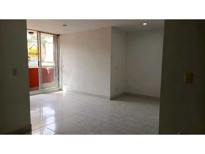 Apartaestudio en Arriendo en Boston, Medellín - Miniatura 5