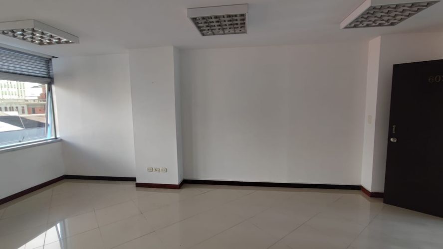 Oficina en Arriendo en El centro, Manizales - Miniatura 2