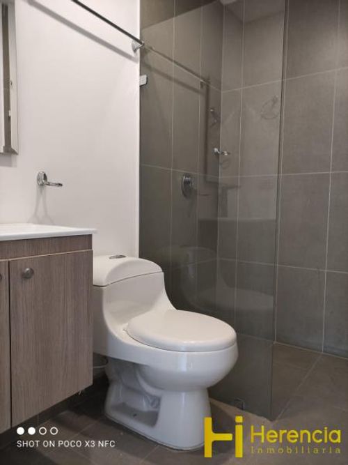 Apartamento en  Arriendo en Laureles, Medellín - Miniatura 11