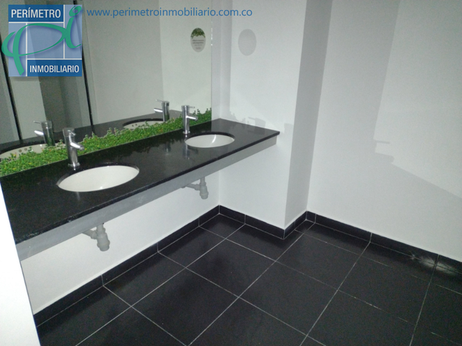 Local en arriendo en El Poblado, Medellín - Miniatura 10