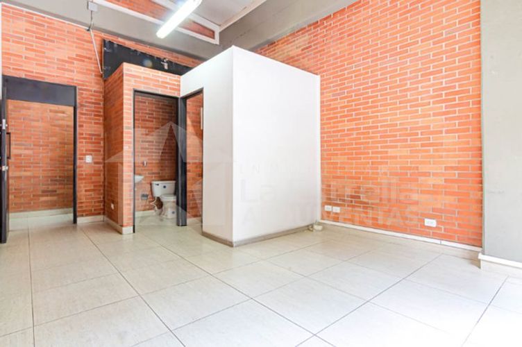 Oficina en  Arriendo en Laureles, Medellín - Imagen 1
