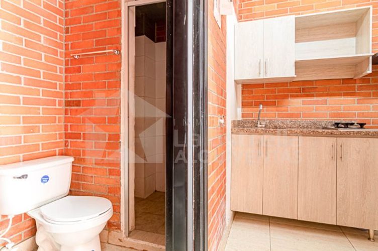 Oficina en  Arriendo en Laureles, Medellín - Miniatura 5