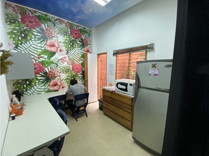 Edificio en Venta en La america, Medellín - Miniatura 2