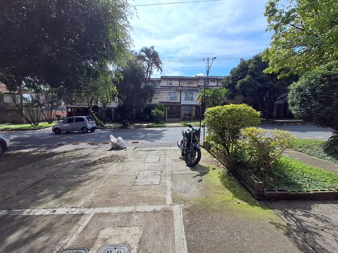 Local en Arriendo en Belén, Medellín - Miniatura 3