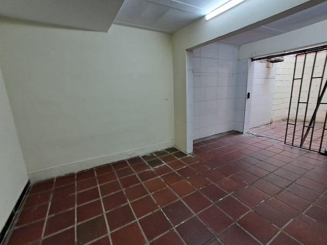 Local en Arriendo en Belén, Medellín - Miniatura 18