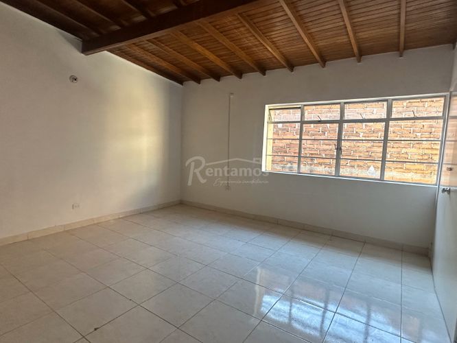 Oficina en Arriendo en Laureles, Medellín - Miniatura 2