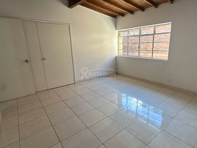 Oficina en Arriendo en Laureles, Medellín - Miniatura 3