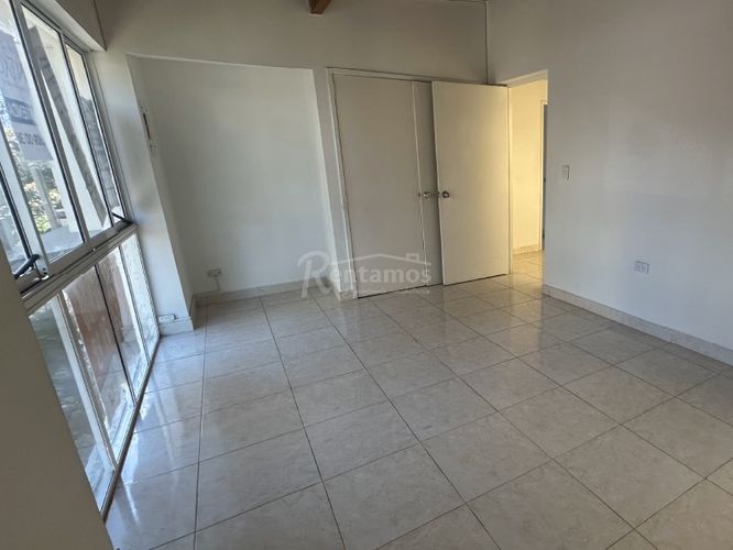 Oficina en Arriendo en Laureles, Medellín - Miniatura 5