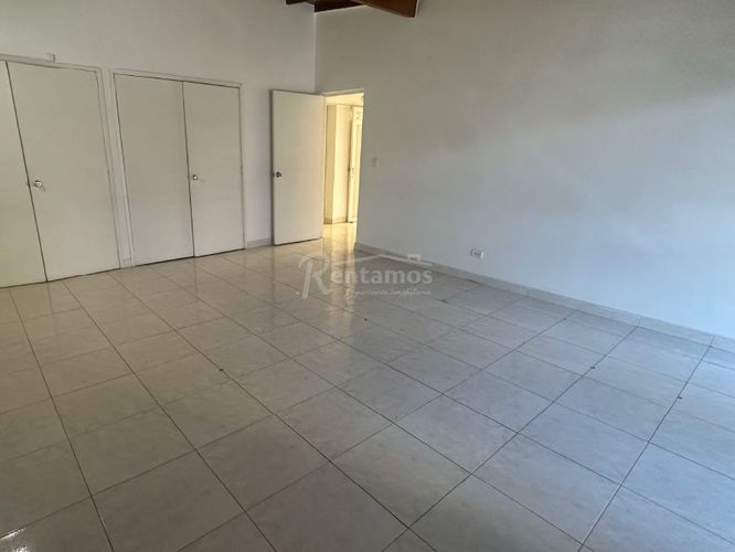 Oficina en Arriendo en Laureles, Medellín - Miniatura 13