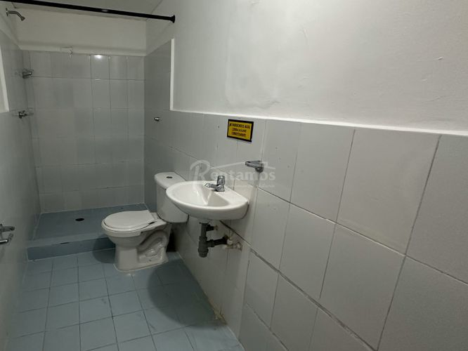 Oficina en Arriendo en Laureles, Medellín - Miniatura 14