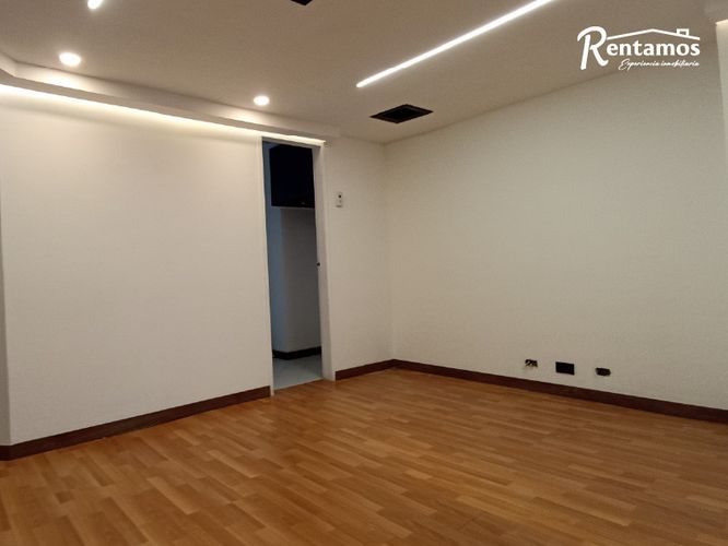 Oficina en arriendo en El Poblado, Medellín - Miniatura 8