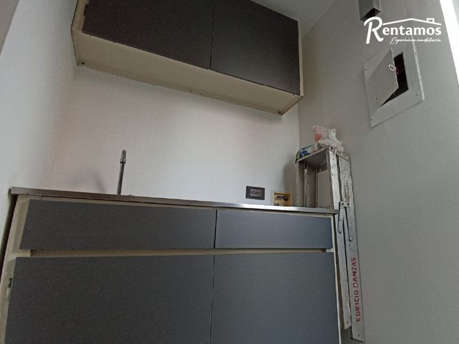 Oficina en arriendo en El Poblado, Medellín - Miniatura 13