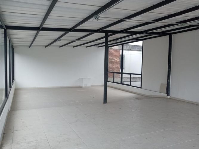 Edificio en Arriendo en Lago gaitan, Bogotá - Miniatura 9