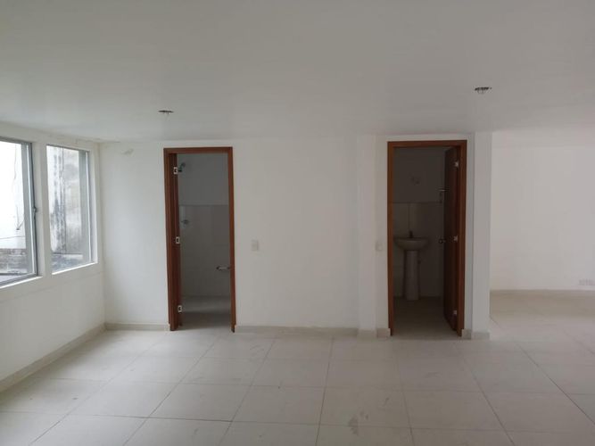Edificio en Arriendo en Lago gaitan, Bogotá - Miniatura 12