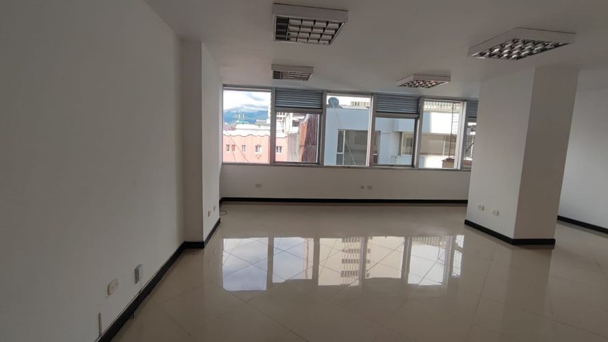 Oficina en Arriendo en El centro, Manizales - Imagen 1