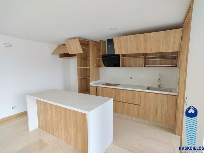 Apartamento en Venta en Laureles, Medellín - Miniatura 4