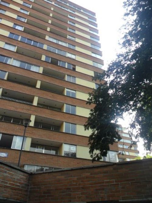 Oficina en Venta en Conquistadores, Medellín - Imagen 1