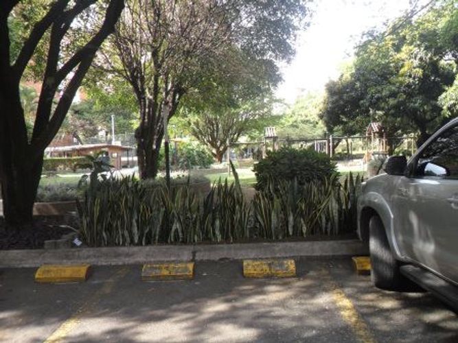 Oficina en Venta en Conquistadores, Medellín - Miniatura 2