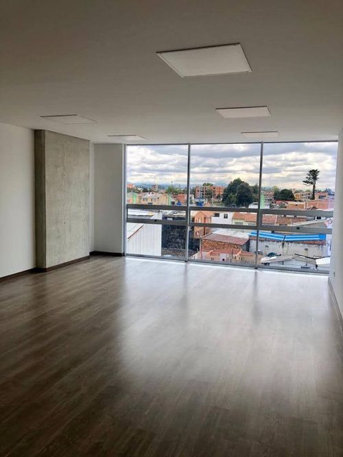 Oficina en venta en Laura vicuña, Chía - Miniatura 3
