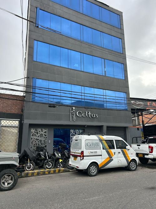 Edificio en Venta en Santa sofia, Bogotá - Imagen 1