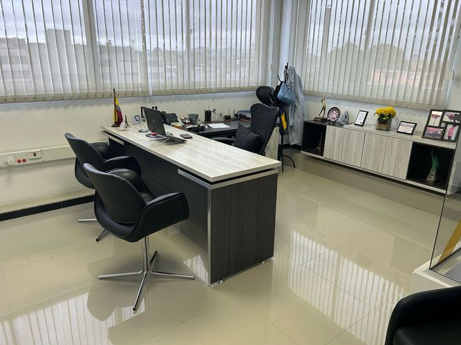 Edificio en Venta en Santa sofia, Bogotá - Miniatura 3