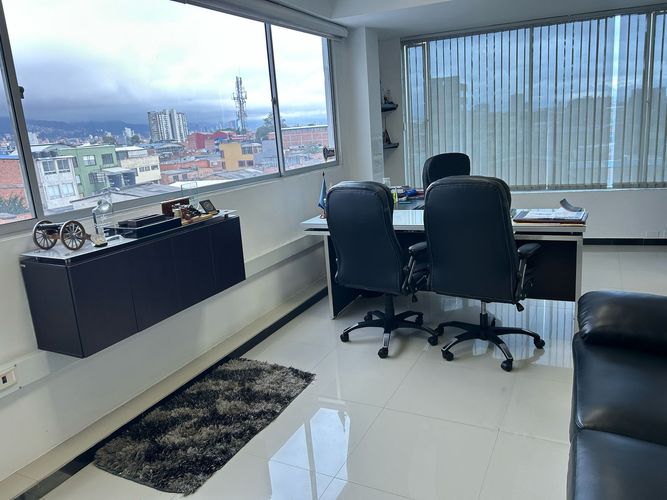 Edificio en Venta en Santa sofia, Bogotá - Miniatura 4
