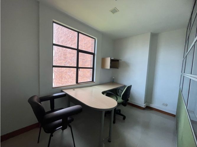Oficina en  Arriendo en Milla de Oro, Medellín - Miniatura 14
