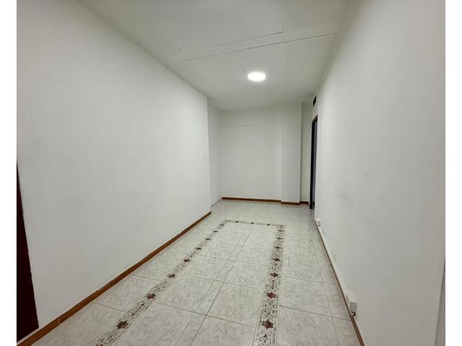Oficina en  Arriendo en Centenario, Cali - Miniatura 4