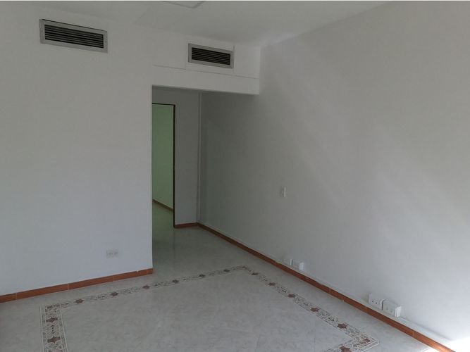 Oficina en  Arriendo en Centenario, Cali - Miniatura 8