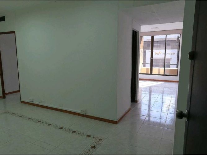 Oficina en  Arriendo en Centenario, Cali - Miniatura 11