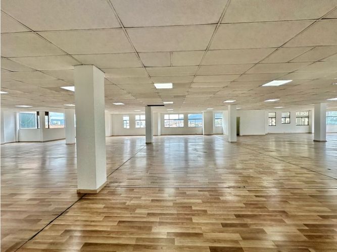 Edificio en  Arriendo en Usaquen, Bogotá - Miniatura 10