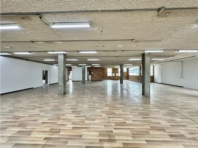 Edificio en  Arriendo en Usaquen, Bogotá - Miniatura 14