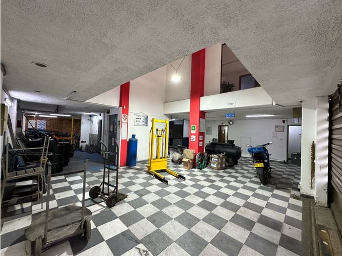 Edificio en  Arriendo en Barrios unidos, Bogotá - Miniatura 2