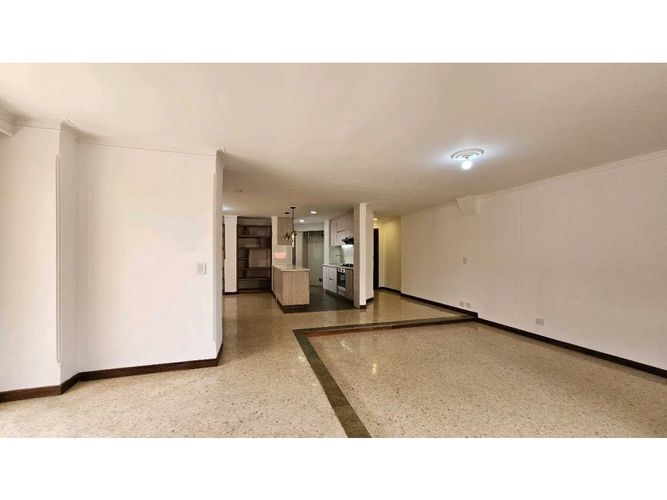 Apartamento en Venta en Laureles, Medellín - Miniatura 2