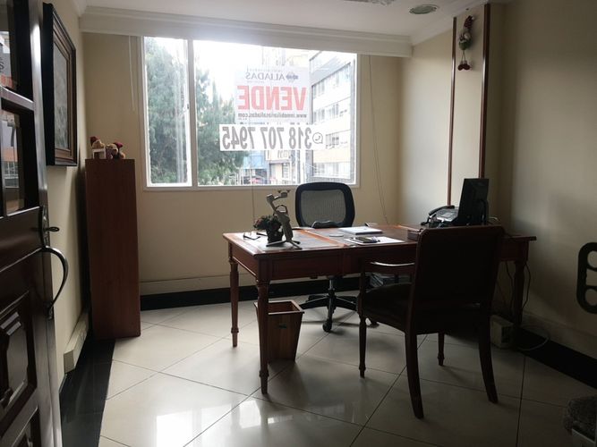 Oficina en  Venta en Lago gaitan, Bogotá - Miniatura 4