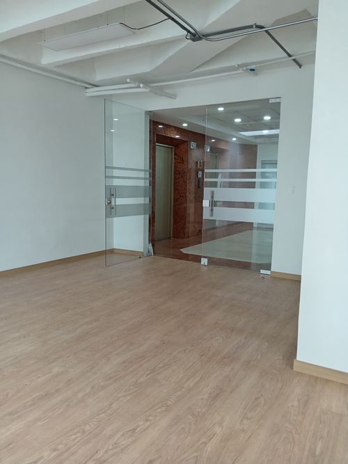 Oficina en Arriendo en Chico norte, Bogotá - Miniatura 4